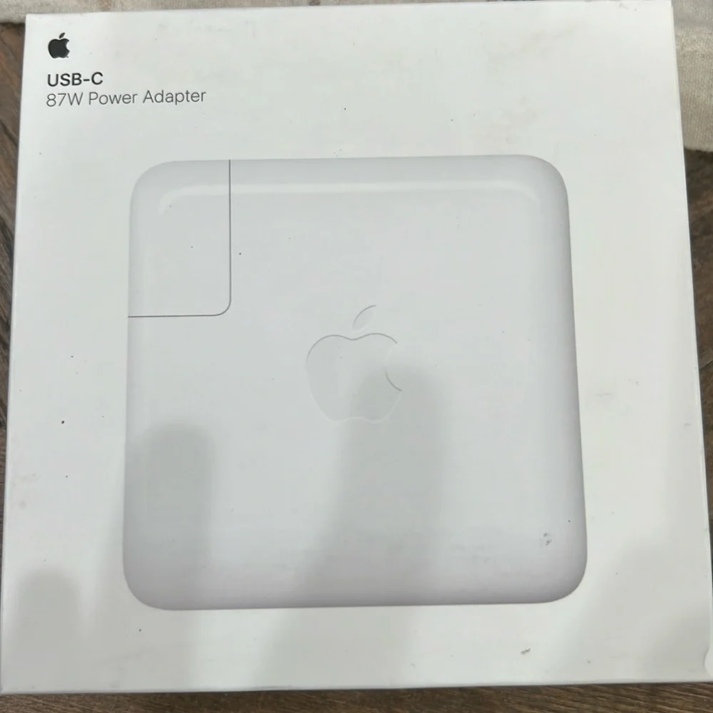 Apple USB-C 87W Power Adapter